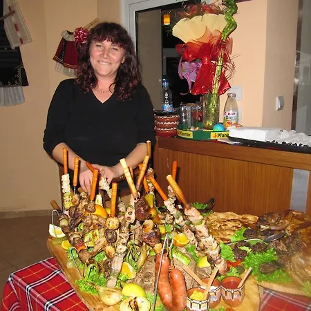 بيت ضيافة Sveti Georgi Family 3*