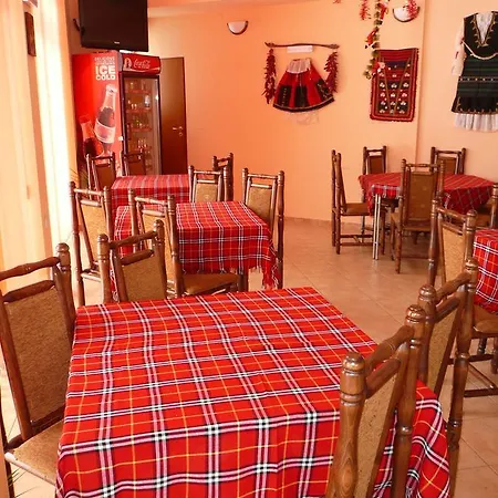 Sveti Georgi Family